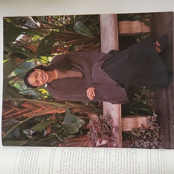 Interweave Knits Magazine Summer 2002 2nd Annual Special Occasions Issue - Picture 9 of 12